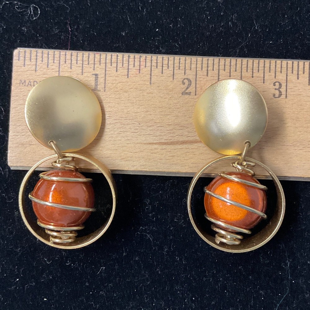 Vintage Dangle Goldtone Clip Earrings - Picture 3 of 6